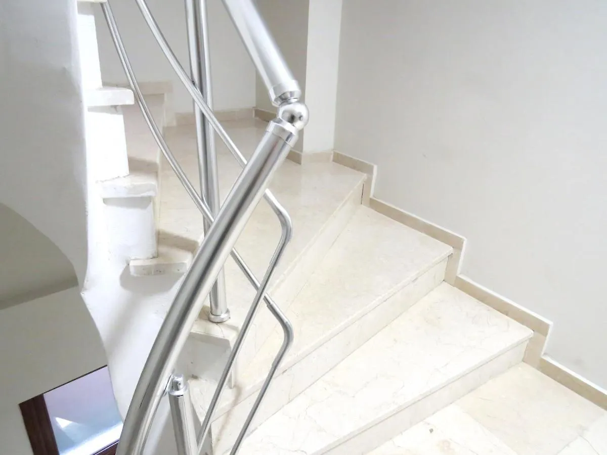 Istanberry - Paradise Apartments Istanbul 2*,